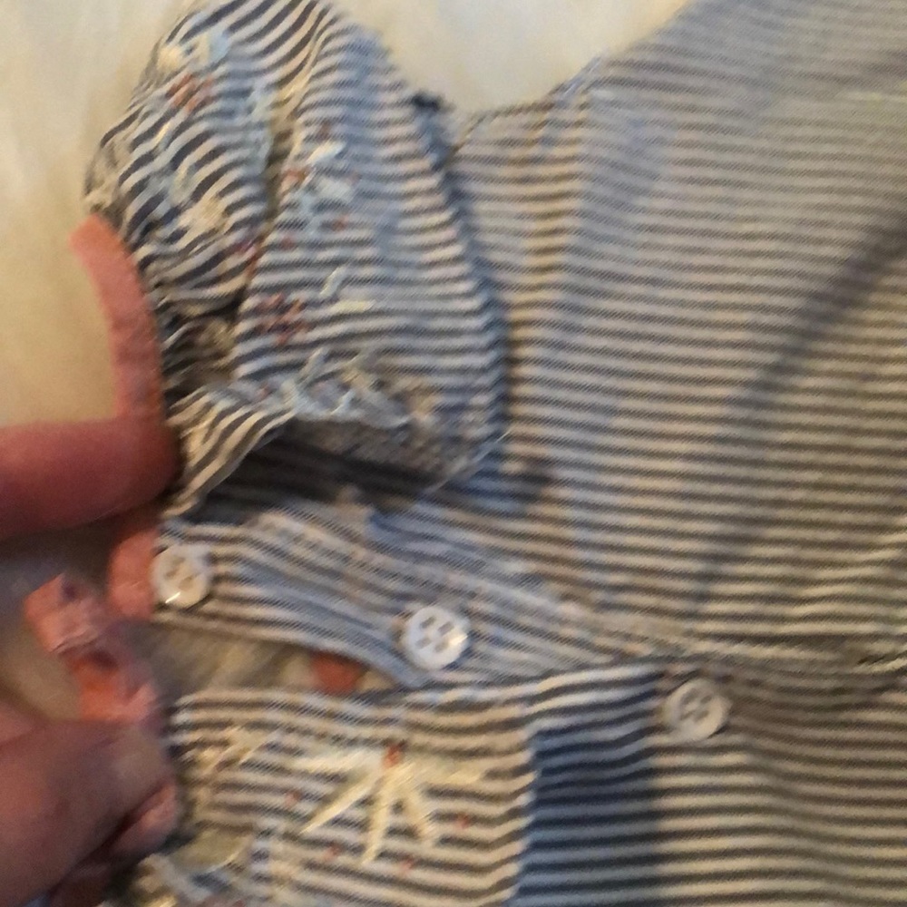 Short Set - Picture 4 of 4